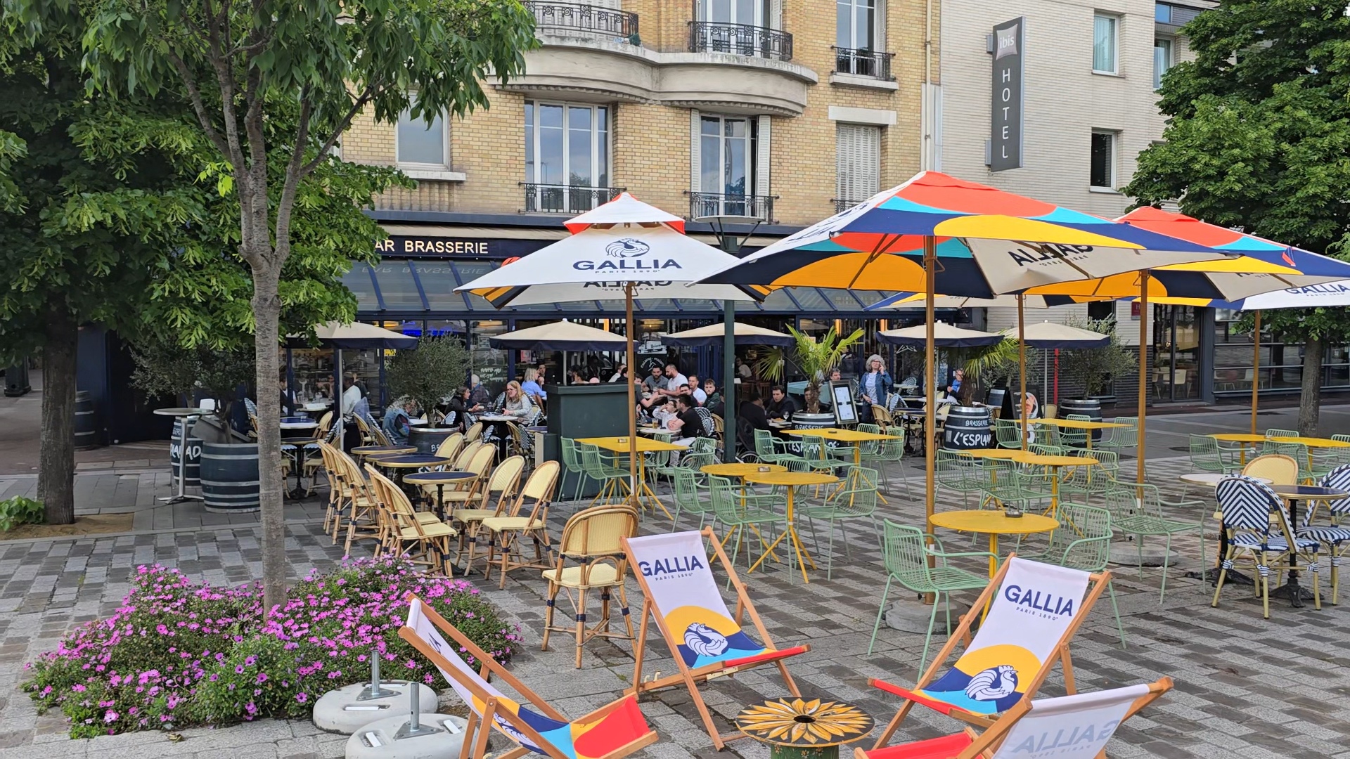 Privatisation de L'Esplanade Clichy